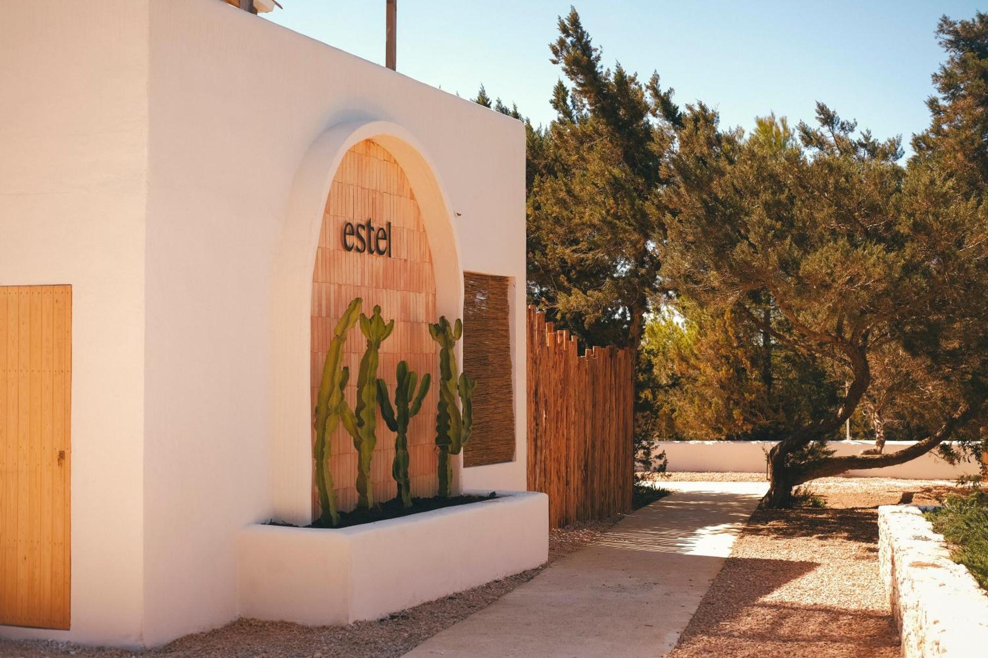 Apartamentos Estel Es Migjorn Exterior foto